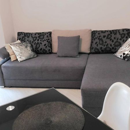 Apartament Zalesie Z Tarasem Lubiń Kültér fotó