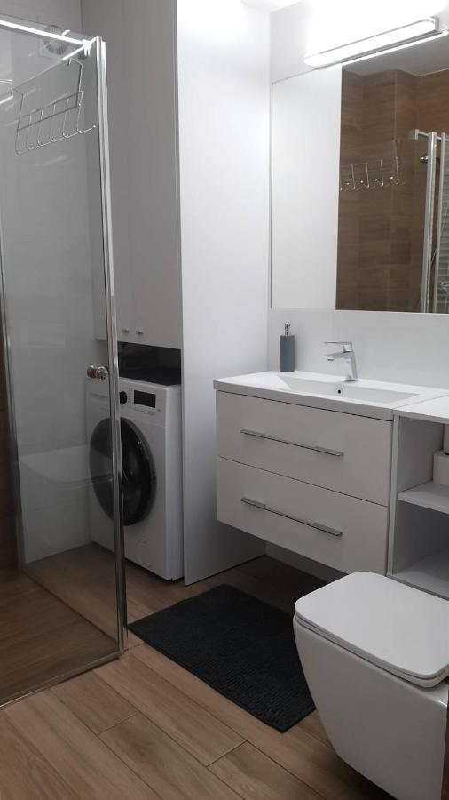 Apartament Zalesie Z Tarasem Lubiń Kültér fotó