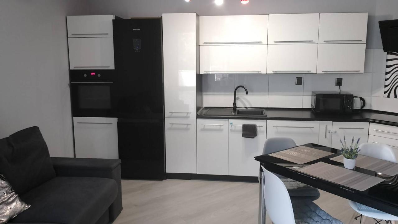 Apartament Zalesie Z Tarasem Lubiń Kültér fotó